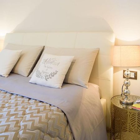 Homeaway Salerno Bagian luar foto