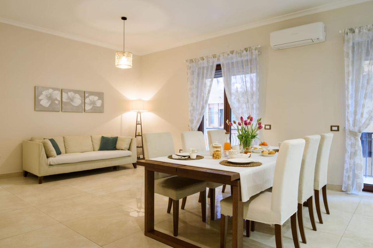 Homeaway Salerno Bagian luar foto