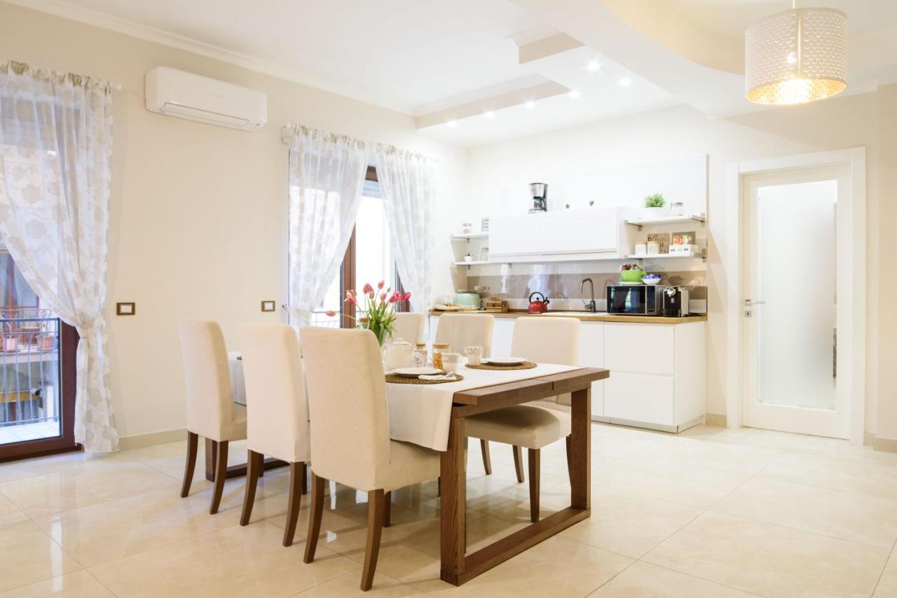 Homeaway Salerno Bagian luar foto