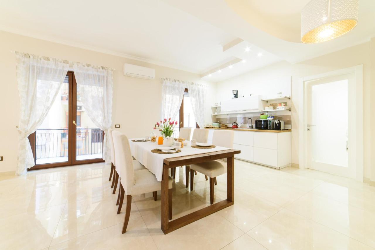 Homeaway Salerno Bagian luar foto