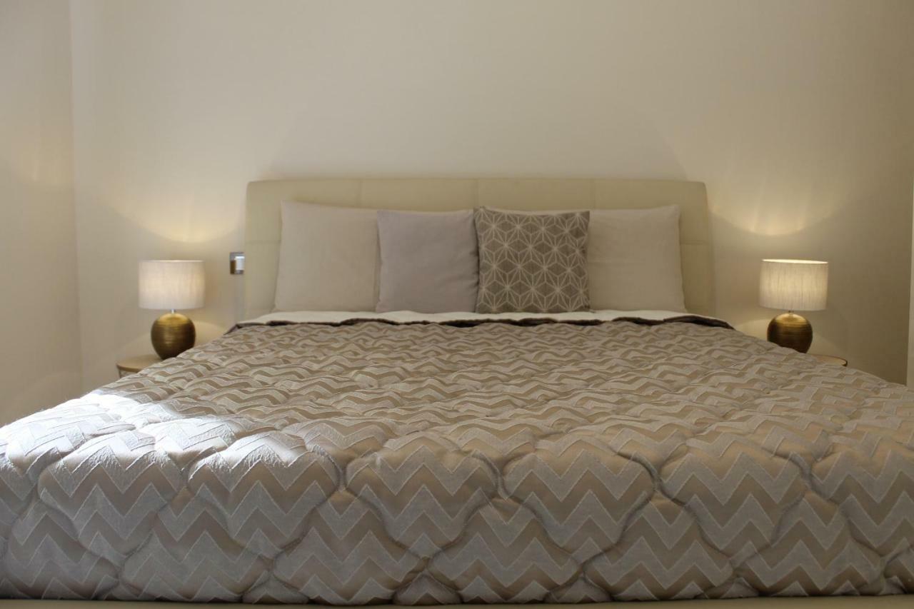 Homeaway Salerno Bagian luar foto